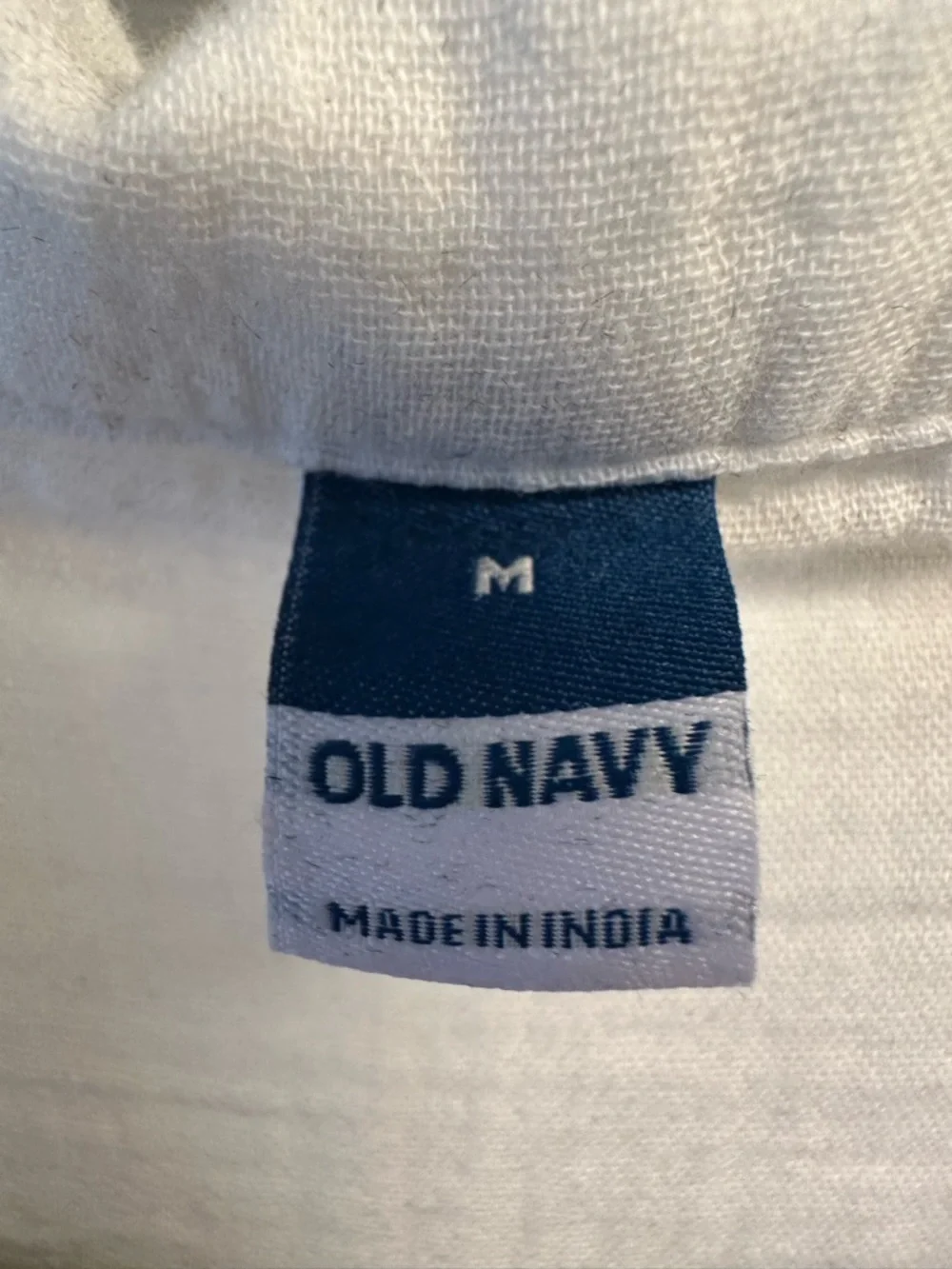 Old Navy White Short-Sleeve Button-Front Crinkle Gauze Shirt - Picture 3 of 3